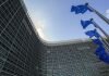 EU Banks shut branches cut jobs as customers go online